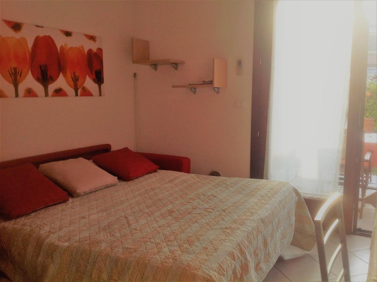 Villaggio Dei Fiori: Family-Friendly Resort with Pools and Buffet Caorle Exterior photo