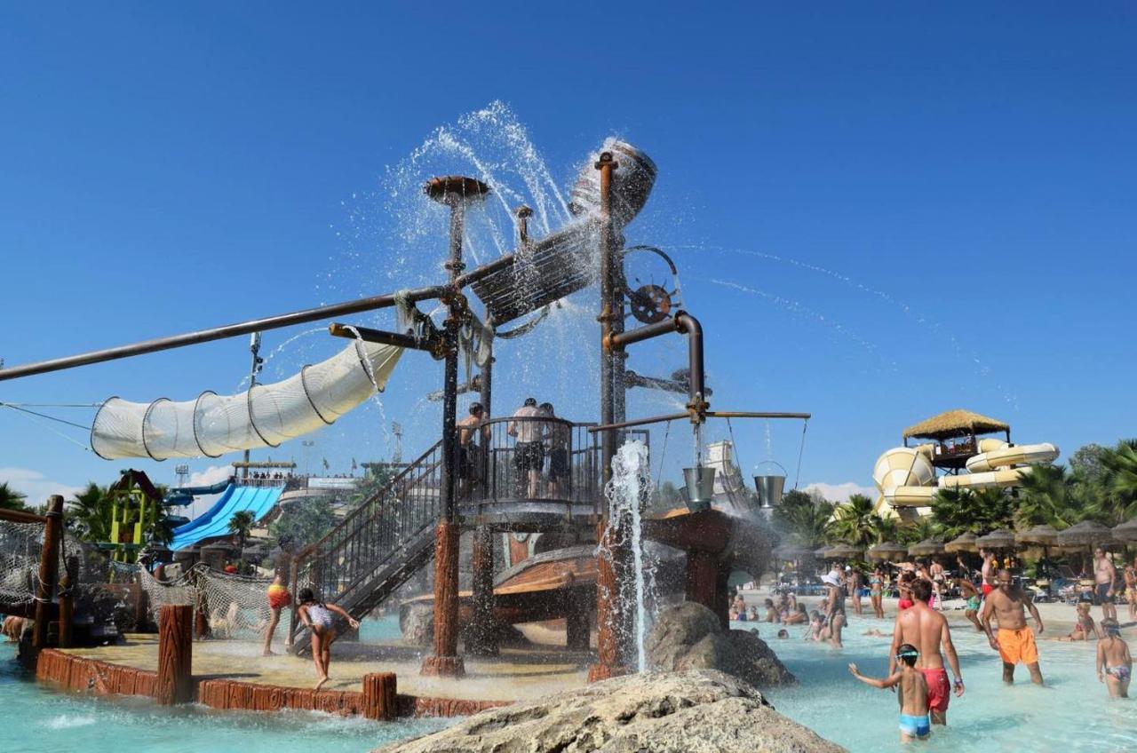 Villaggio Dei Fiori: Family-Friendly Resort with Pools and Buffet Caorle Exterior photo
